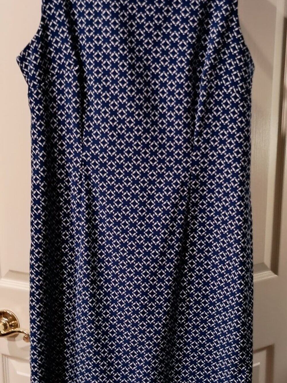 MARIO SERRANI, NAVY BLUE AND WHITE SLEEVELESS DRESS, SIZE 10